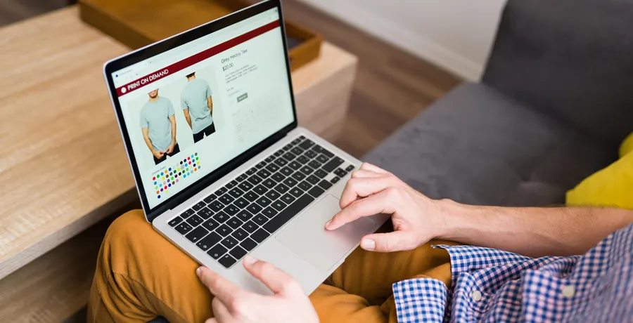 Ambiente de trabalho da Studyu Marketing representando a construção de identidade de marca